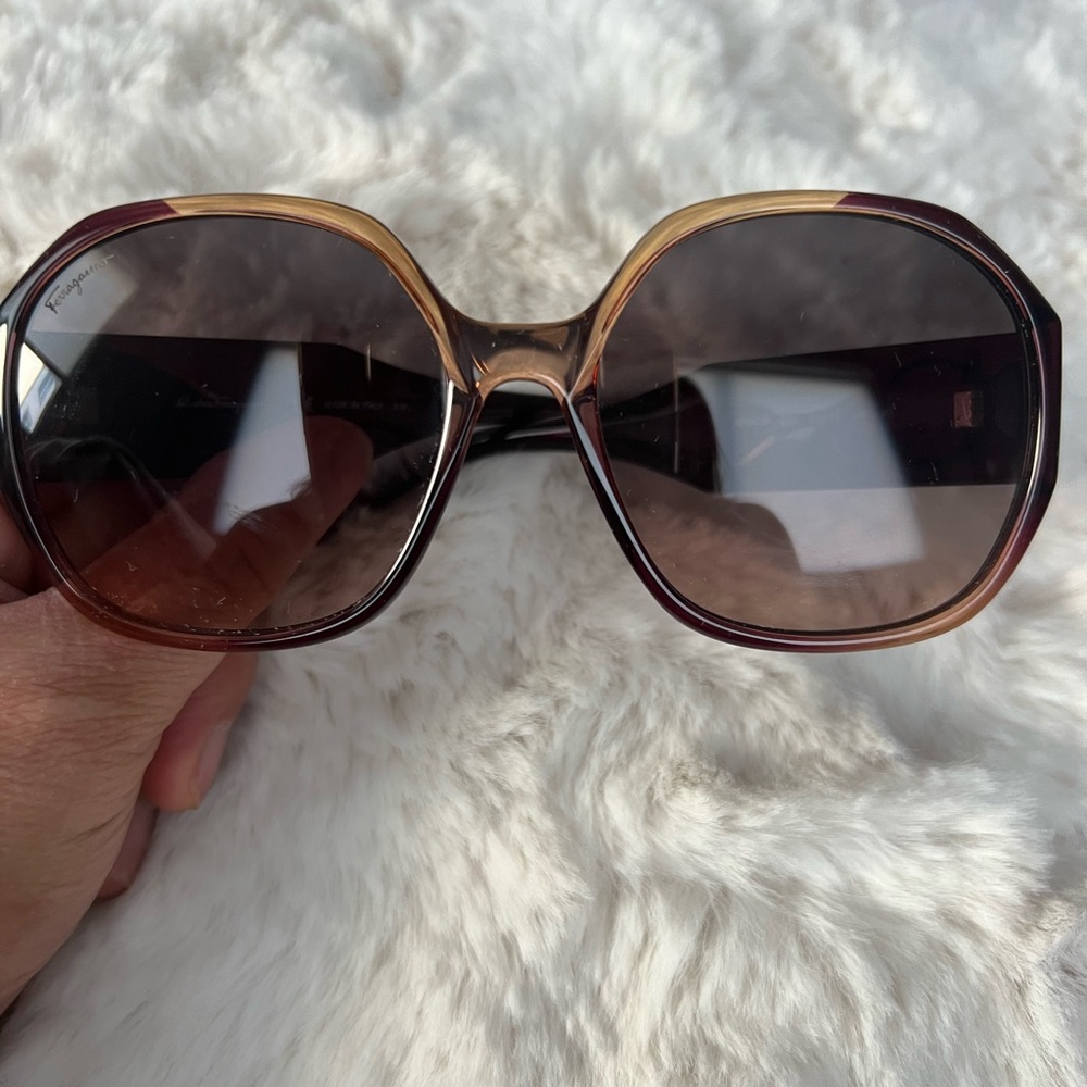 Salvatore Ferragamo Gradient Brown and Gold Sunglasses